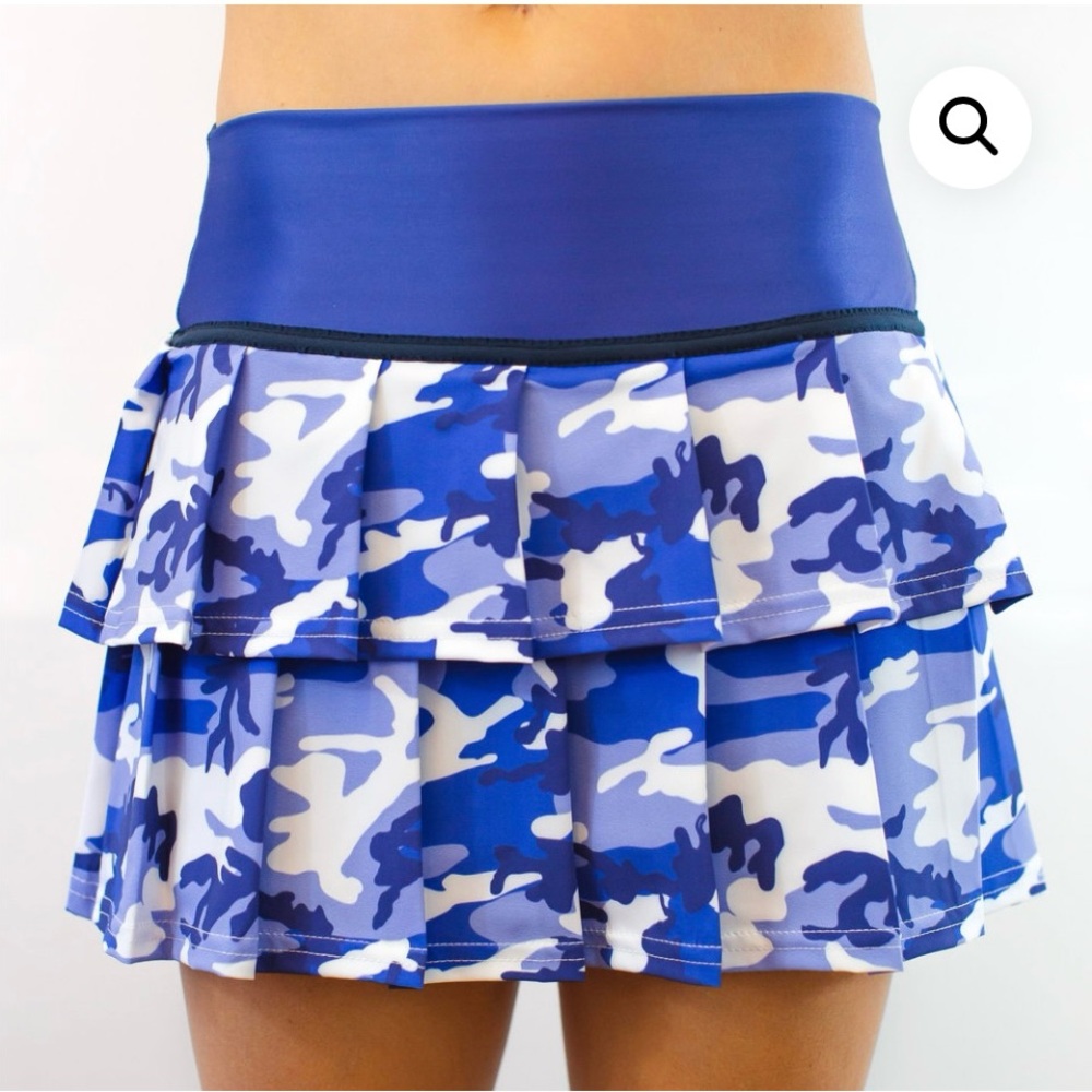 Faye+Florie Lisa 2 tiered pleated tennis skirt skort blue camo size large NWT